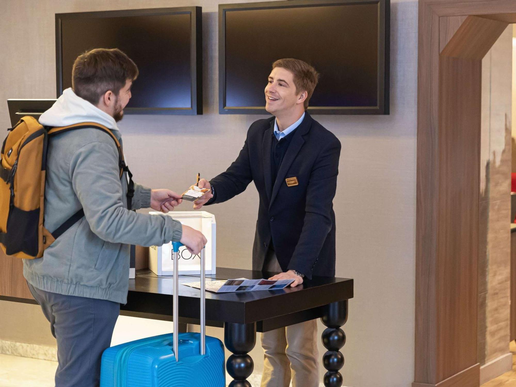 Mercure Lille Centre Grand Place Exterior photo
